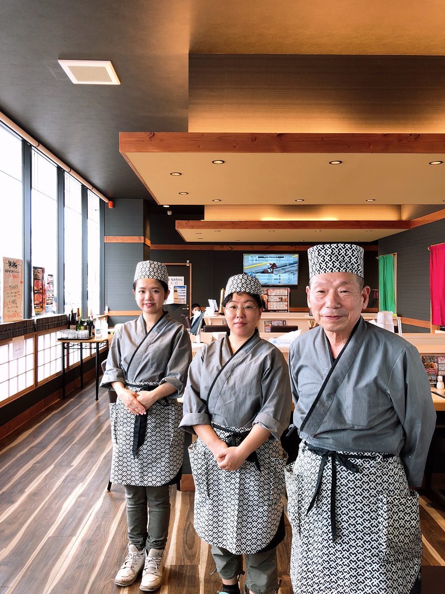 日本の伝統スタイルユニフォームとこだわりの食！